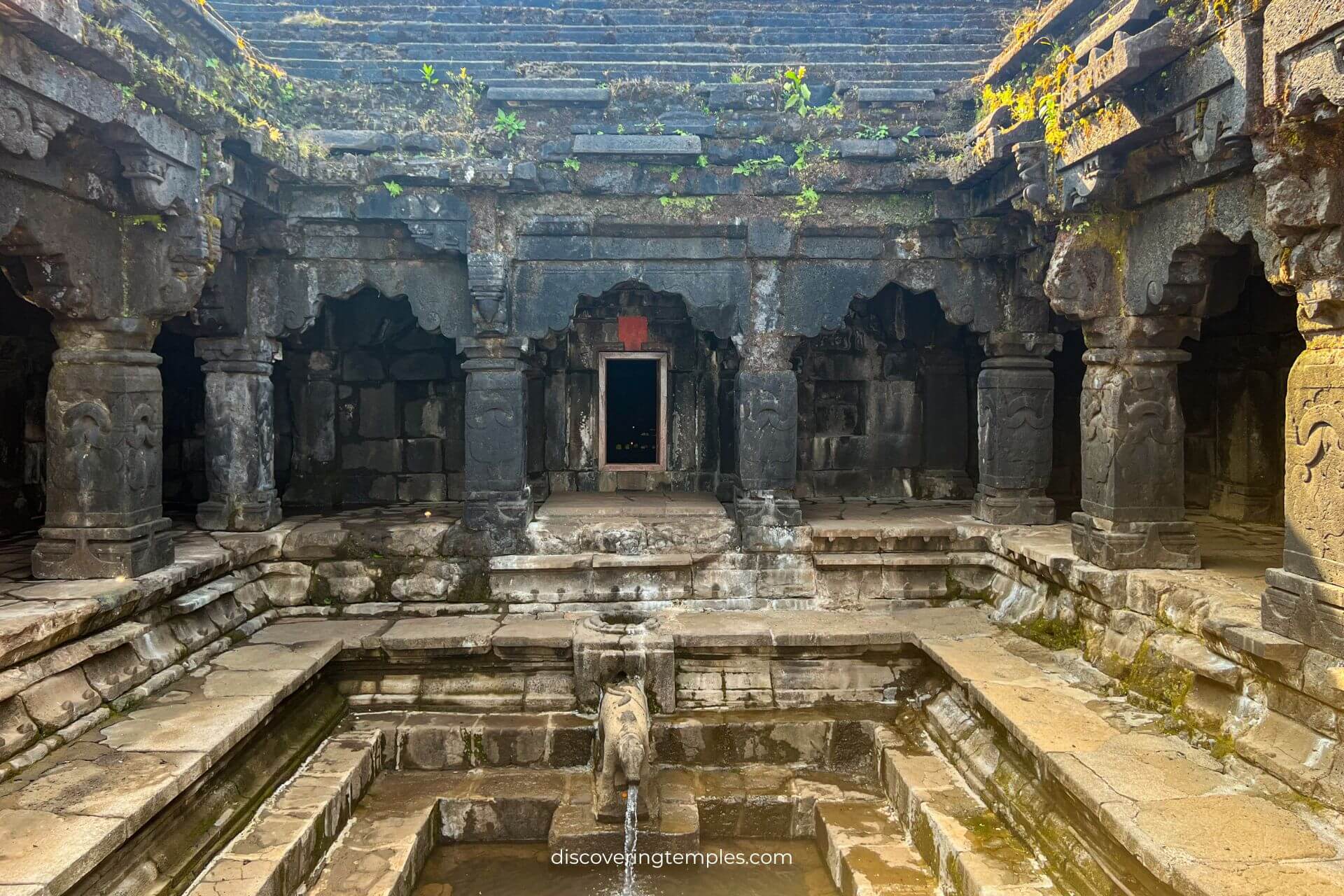 mahabaleshwar mandir - temples in mahabaleshwar - krishnabai temple - shri kshetra mahabaleshwar - Discovering Temples